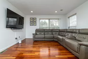 160 Suburban Pkwy, Warwick, RI 02889 - Photo 28