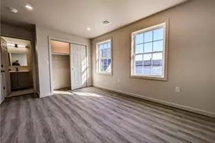 88 Julian St, Providence, RI 02909 - Photo 6