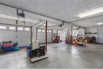 185 Legris Avenue, West Warwick, RI 02893 - Photo 44