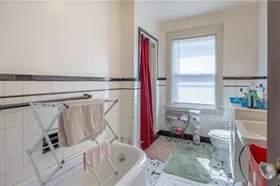 1018 Main St, West Warwick, RI 02893 - Photo 32