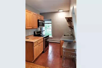 8 Cady Street #3, Providence, RI 02903 - Photo 4