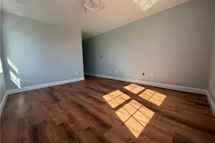 362 Kenyon Ave, Pawtucket, RI 02861 - Photo 10