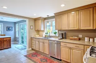 25 Belton Dr, Barrington, RI 02806 - Photo 12