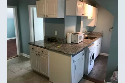 4 Bayview Avenue #3, Bristol, RI 02809 - Photo 4