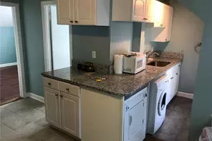 4 Bayview Ave, Bristol, RI 02809 - Photo 4