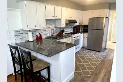 4 Bayview Avenue #2, Bristol, RI 02809 - Photo 12