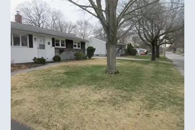 70 Keeley Avenue, Warwick, RI 02886 - Photo 2