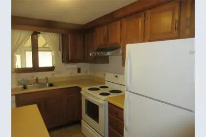 70 Keeley Avenue, Warwick, RI 02886 - Photo 8