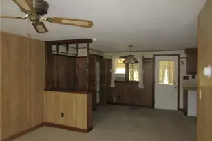 70 Keeley Ave, Warwick, RI 02886 - Photo 4