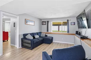 34 Chestnut St, Cumberland, RI 02864 - Photo 16