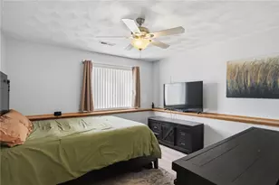 34 Chestnut St, Cumberland, RI 02864 - Photo 18