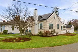 287 Parkside Dr, Warwick, RI 02888 - Photo 2