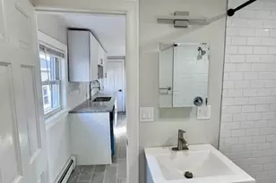 71 E George St, Providence, RI 02906 - Photo 16