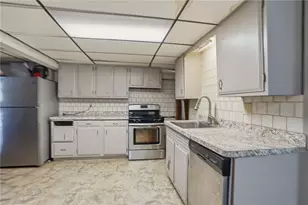 16 Brown St, North Providence, RI 02904 - Photo 18