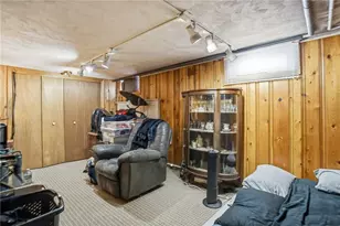 16 Brown St, North Providence, RI 02904 - Photo 22