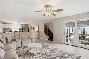 16 Brown St, North Providence, RI 02904 - Photo 8