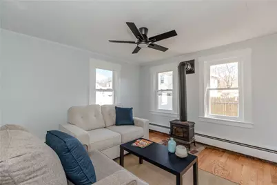 13 Earl Street, West Warwick, RI 02893 - Photo 16