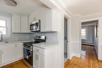 13 Earl Street, West Warwick, RI 02893 - Photo 12