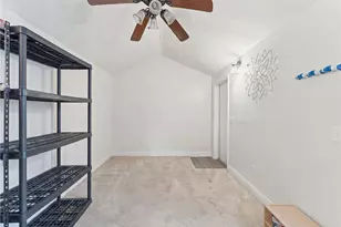 136 Missouri Dr, Warwick, RI 02886 - Photo 16