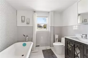 136 Missouri Dr, Warwick, RI 02886 - Photo 14