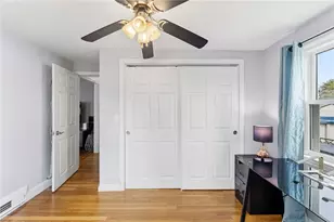 136 Missouri Dr, Warwick, RI 02886 - Photo 12