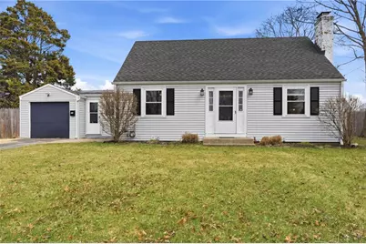 136 Missouri Drive, Warwick, RI 02886 - Photo 2