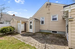 1359 Kingstown Rd, South Kingstown, RI 02879 - Photo 20