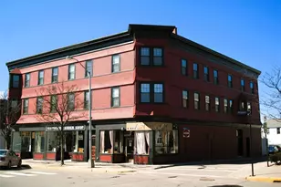 102 Broadway, Newport, RI 02840 - Photo 2