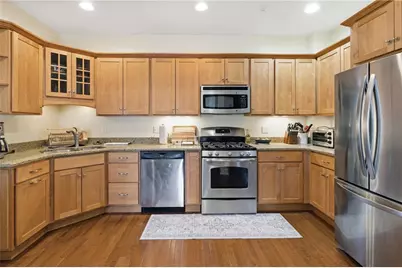 12 Catherine Street #2, Newport, RI 02840 - Photo 6