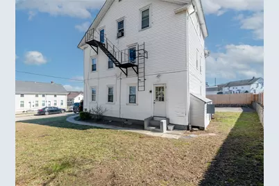 6 Branch Avenue, West Warwick, RI 02893 - Photo 16