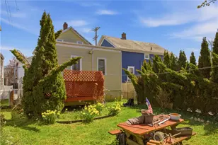 4 Third St, Newport, RI 02840 - Photo 8