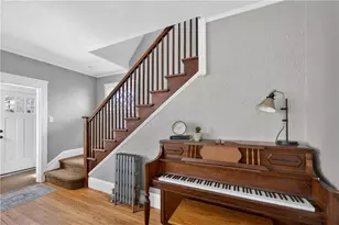 43 Longwood Ave, Providence, RI 02908 - Photo 10