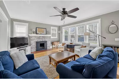 43 Longwood Avenue, Providence, RI 02908 - Photo 4