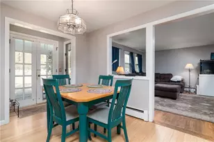 982 Wordens Pond Rd, South Kingstown, RI 02879 - Photo 16