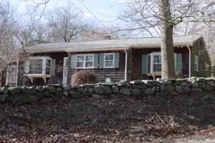 982 Wordens Pond Rd, South Kingstown, RI 02879 - Photo 4