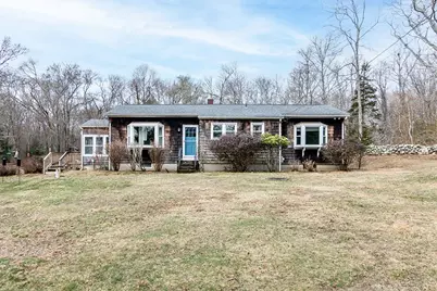 982 Wordens Pond Road, South Kingstown, RI 02879 - Photo 2