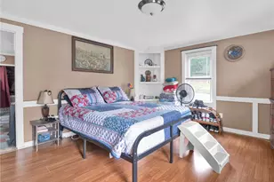 28 Youngs Ave, West Warwick, RI 02893 - Photo 6