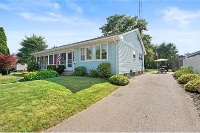 9 Woodlund Avenue, Westerly, RI 02891 - Photo 4