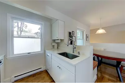 364 Bellevue Avenue #5A, Newport, RI 02840 - Photo 12