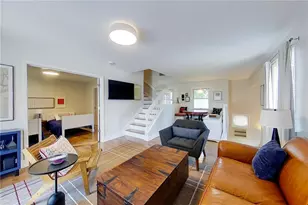 364 Bellevue Ave, Newport, RI 02840 - Photo 4