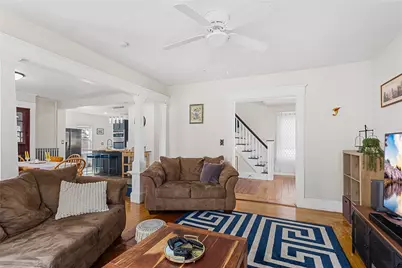 32 5th Avenue, Woonsocket, RI 02895 - Photo 4