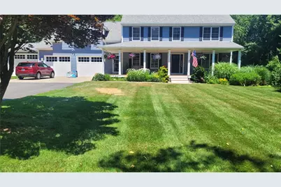 87 Woodward Ave Avenue, Narragansett, RI 02882 - Photo 4