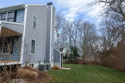 87 Woodward Ave Avenue, Narragansett, RI 02882 - Photo 6