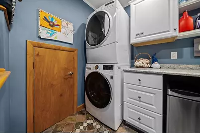 27 Miner Street, North Providence, RI 02904 - Photo 34