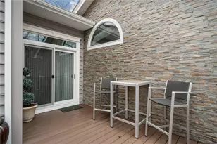 27 Miner St, North Providence, RI 02904 - Photo 6