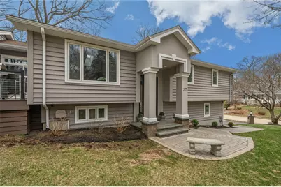 27 Miner Street, North Providence, RI 02904 - Photo 2