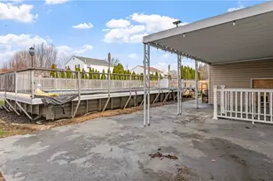 32 Milburn Rd, East Providence, RI 02914 - Photo 26