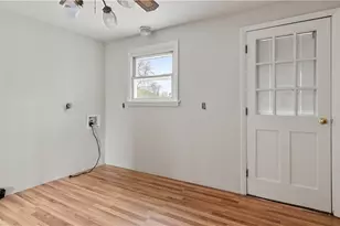 32 Milburn Rd, East Providence, RI 02914 - Photo 14