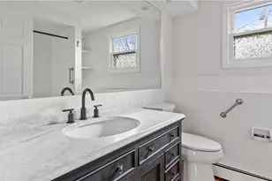 32 Milburn Rd, East Providence, RI 02914 - Photo 10