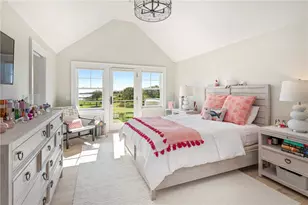 71 Cliff Dr, Narragansett, RI 02882 - Photo 26